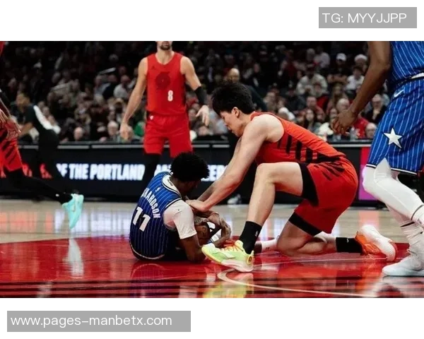 双标现象引发热议斯普利特对夏普和杨瀚森表现的双重标准分析