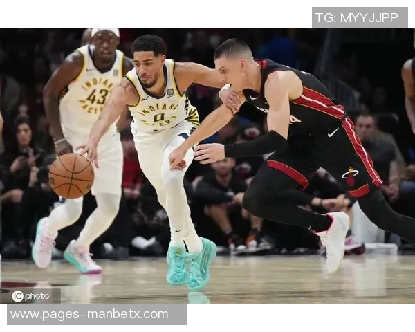 阿德巴约表现低迷10投仅中3全场仅得6分14篮板4助攻1断1帽